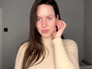 lorileeestain's CamSoda show and profile