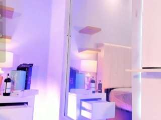 manyaa1's CamSoda show and profile