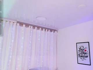 manyaa1 live webcam show