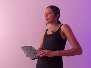 samirose — LIVE on Camsoda