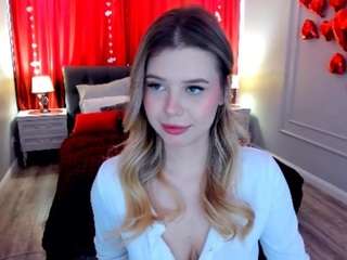 unforgettableali... Live Webcam on CamSoda