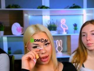 alexa-bonni's CamSoda show and profile