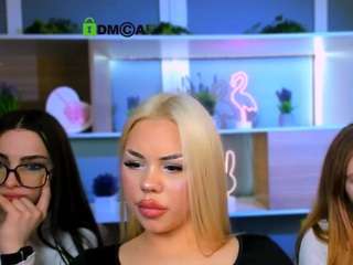 alexa-bonni's CamSoda show and profile