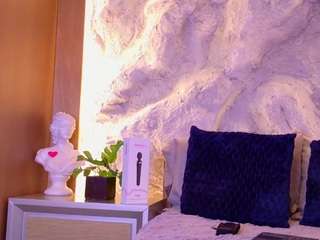 💘CALL ME BELLA 💘