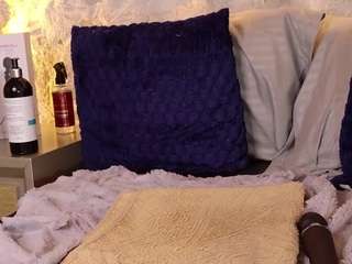 bella-mush Live Webcam on CamSoda