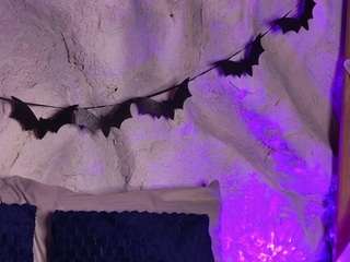 BELLA MUSH live cam preview
