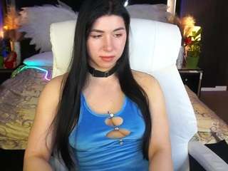 emilycandys's CamSoda show and profile