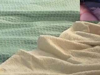 Image 1 of gladismoc, female webcam model,  years old, on live webcam