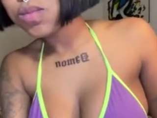 Live webcam model hopefrench on Soda Cams