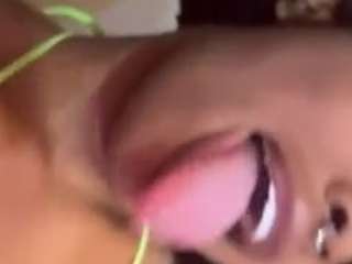 Live webcam model hopefrench on Soda Cams