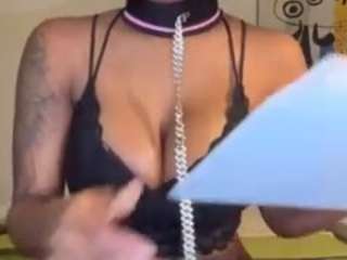 Live webcam model hopefrench on Soda Cams