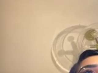 Live webcam model hopefrench on Soda Cams