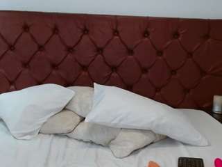 ivoryselene Live Webcam on CamSoda