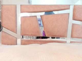 Kendall-Grace live webcam show