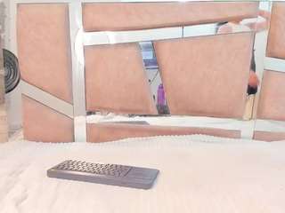Kendall-Grace live webcam show