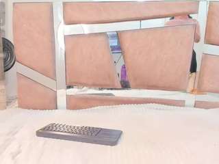 Kendall-Grace live webcam show