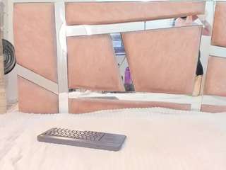 Kendall-Grace live webcam show