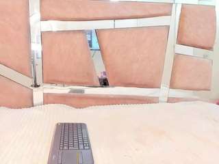 Kendall-Grace live webcam show