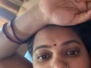 rajbeuty57 Live Webcam on CamSoda