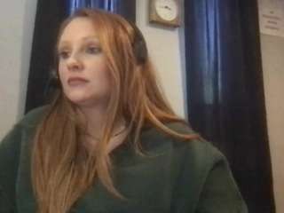 Live webcam model reddobsessionof on Soda Cams