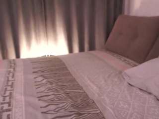 LonnaBader live cam
