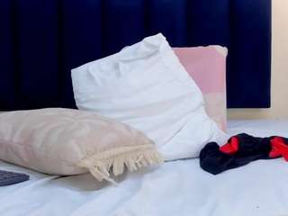 mayaevansmg live cam profile