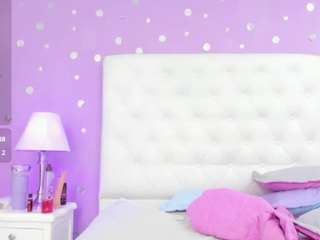 rousse-millers Live Webcam on CamSoda