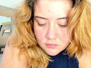 le modèle rousse-millers est en webcam porno dans un show sur le site camsoda, il possède les tags suivants: anal,fingering,young adult,teen 18,tattoos,shaved pussy,sex toys,no smoking,no drinking,natural,facial piercings,anal toys,doggy style,dildo or vibrator,deepthroat,cowgirl,blue eyes,blowjob,asshole,ass bouncing