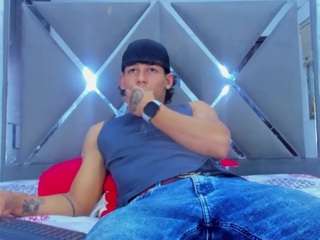 chicotibusex Sex Cam Show