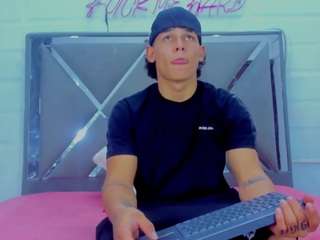 chicotibusex Sex Cam Show