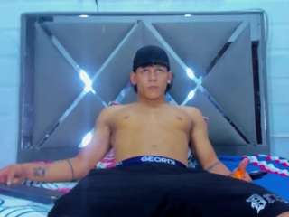 chicotibusex Sex Cam Show