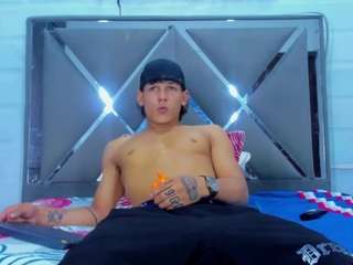 chicotibusex Sex Cam Show