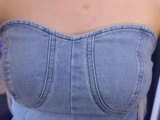 naomi-demio Sex Cam Show