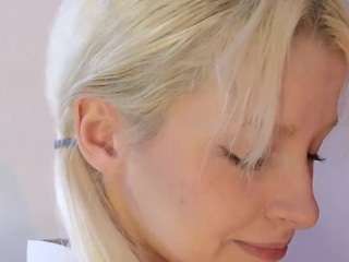 naomi-demio Sex Cam Show