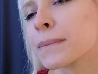 naomi-demio