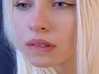 naomi-demio