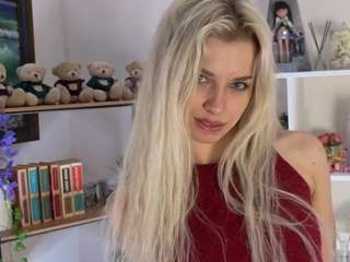 Naomi-Demio