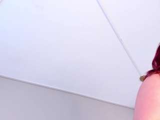 annaanoval, female webcam model,  years old, on live webcam