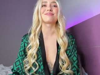 naughtyblondex