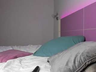 naughtyblondex webcam