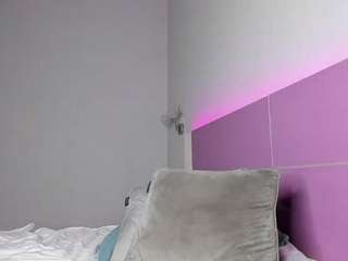 naughtyblondex webcam