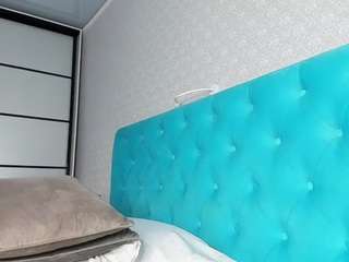 naughtyblondex webcam