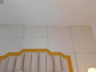 crystalrosee1 Live Webcam on CamSoda