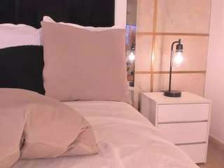 Live cam show with crystalrosee1
