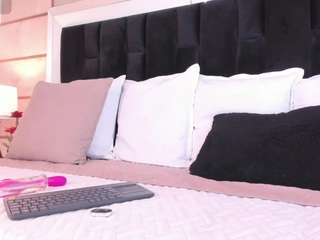 crystalrosee1 live cam preview
