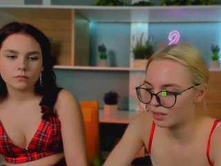 laura-dream Live Webcam on CamSoda