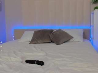 lirarevery live cam profile