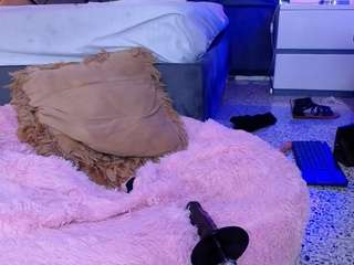 lunaacurly live cam profile