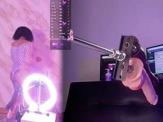 LunaaCurly