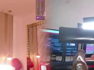 LunaaCurly